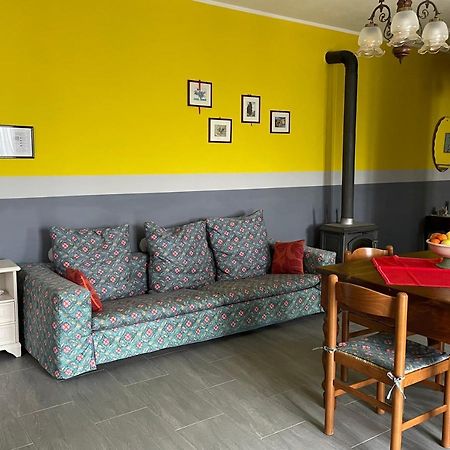 Delightful Home-Lovely Hill View Canneto Pavese Bagian luar foto