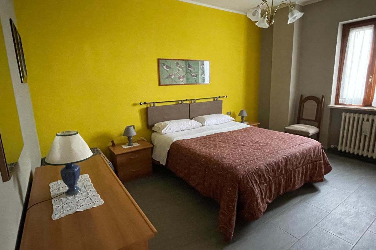 Delightful Home-Lovely Hill View Canneto Pavese Bagian luar foto