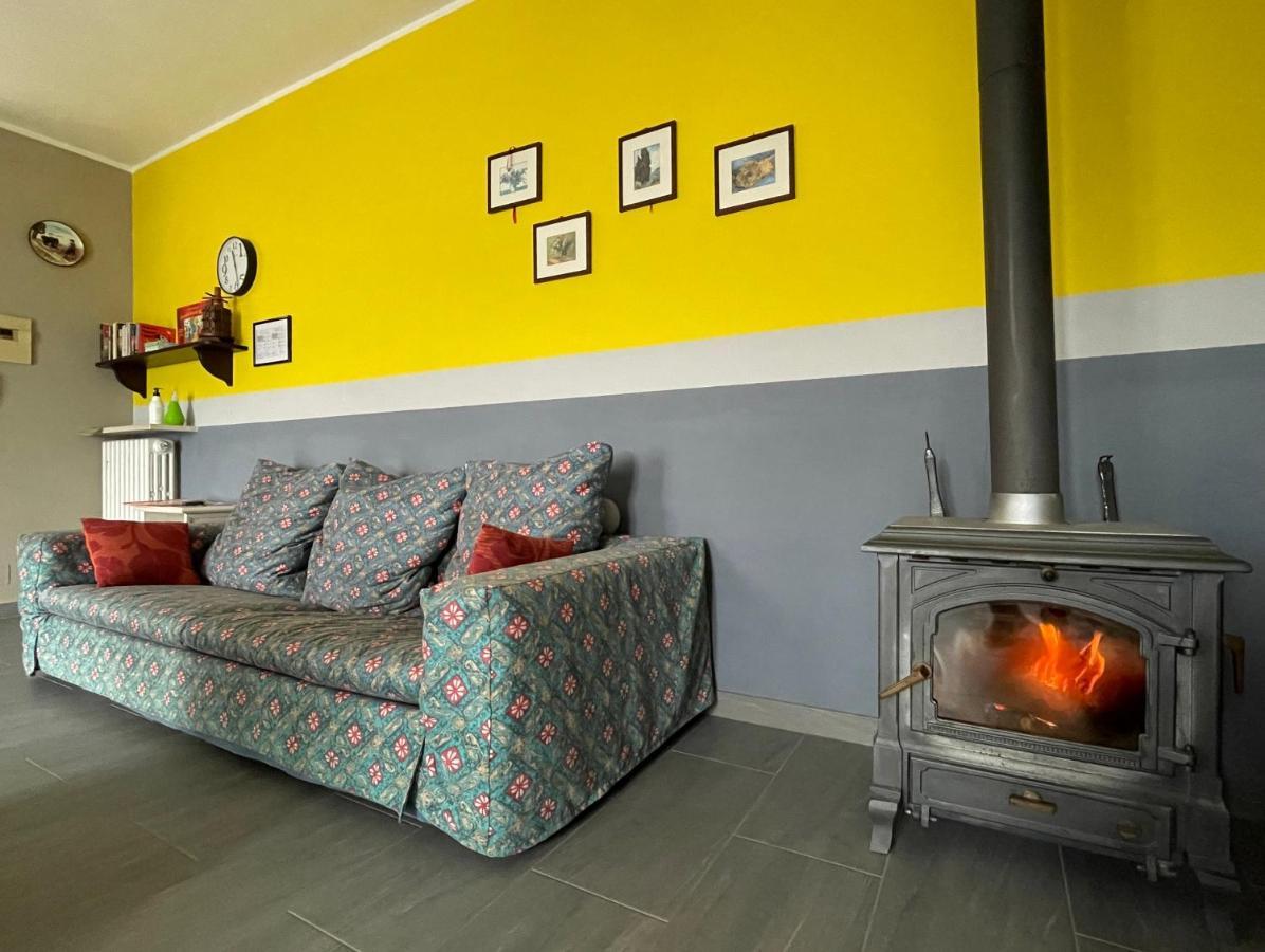 Delightful Home-Lovely Hill View Canneto Pavese Bagian luar foto